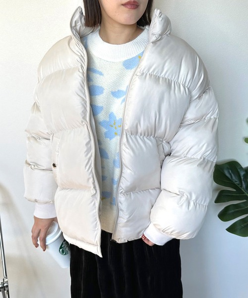 CRB（シーアールビー）の「ハイネック中綿ブルゾン（ブルゾン・レディース・アイボリー/ブラック・F）」の10枚目の写真