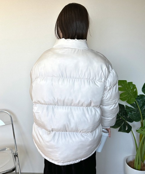 CRB（シーアールビー）の「ハイネック中綿ブルゾン（ブルゾン・レディース・アイボリー/ブラック・F）」の12枚目の写真
