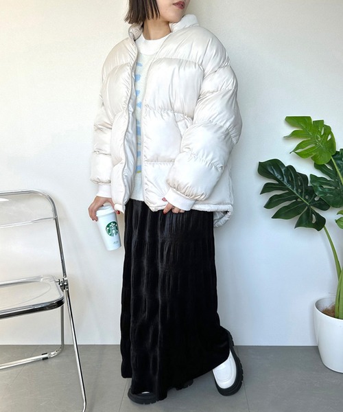 CRB（シーアールビー）の「ハイネック中綿ブルゾン（ブルゾン・レディース・アイボリー/ブラック・F）」の16枚目の写真