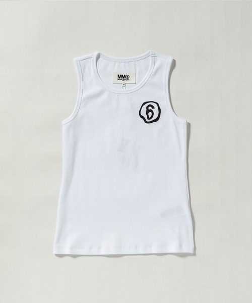 【セール】MM6 Maison Margiela(エムエムシックス)Kids & Junior ワンポイントブランドロゴノースリーブシャツカットソー（Tシャツ/カットソー）｜MM6 Maison Margiela（ｴﾑｴﾑｼｯｸｽ ﾒｿﾞﾝ ﾏﾙｼﾞｪﾗ） 5,960円