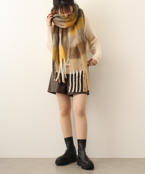 Chiaro（キアロ）の「chiaro ハイネックニット（ニット/セーター・レディース・ベージュ/カーキ/ブラック/レッド/オフホワイト・40）」の11枚目の写真