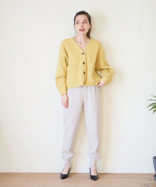 BAYFLOW(ベイフロー)の「スポンディッシュニットカーディガン(カーディガン/ボレロ・レディース・オフホワイト/イエロー/ブルー/チャコール・FREE)」の6枚目の写真