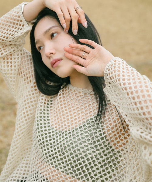 select MOCA(セレクトモカ)の「【ZOZO限定】メッシュオーバールーズニット(ニット/セーター・レディース・ピンク/ブラック/アイボリー/ブルー・FREE)」の17枚目の写真