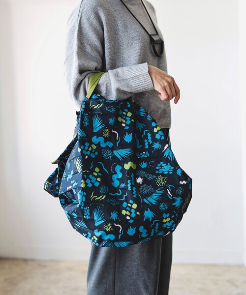 Shupatto(シュパット)の「Shupatto / パッカブル バッグ 27L(エコバッグ/サブバッグ・メンズ・ライトブラウン/パープル系その他5/ブルー系その他4/ブラック/ホワイト・ONE SIZE)」の7枚目の写真