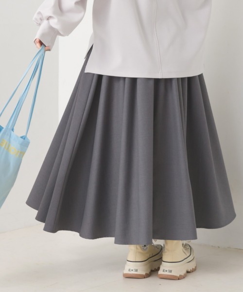 OMNES（オムネス）の「ウェビングベルトギャバタックスカート（スカート・レディース・チャコール/ベージュ/グレー/カーキ/ブラック/ライトグレー・FREE）」の19枚目の写真