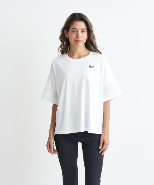 ROXY(ロキシー)の「SIMPLY CALM TEE/ロキシー速乾UVカット付きリラックスフィットドロップショルダーフィットカットソー(Tシャツ/カットソー・レディース・ピンク/ホワイト/グレー・LARGE/MEDIUM/SMALL)」の2枚目の写真