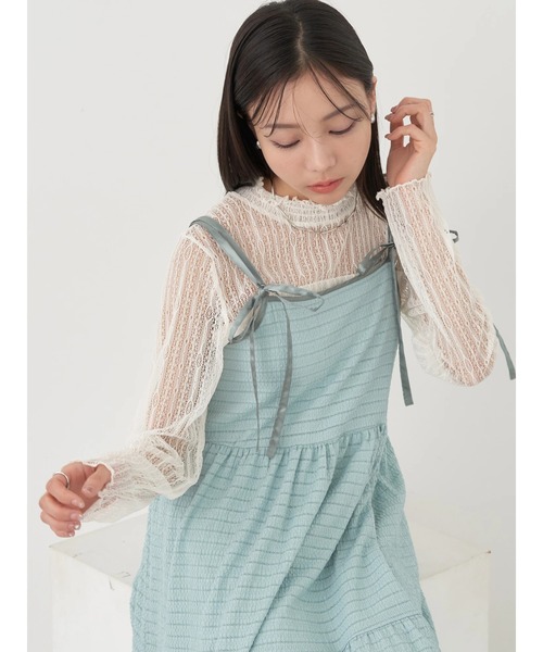 earth music&ecology(アースミュージックアンドエコロジー)の「レースドッキングプルオーバー(Tシャツ/カットソー・レディース・オフホワイト/ブラック/ライトグレー/ミント・S/M)」の5枚目の写真