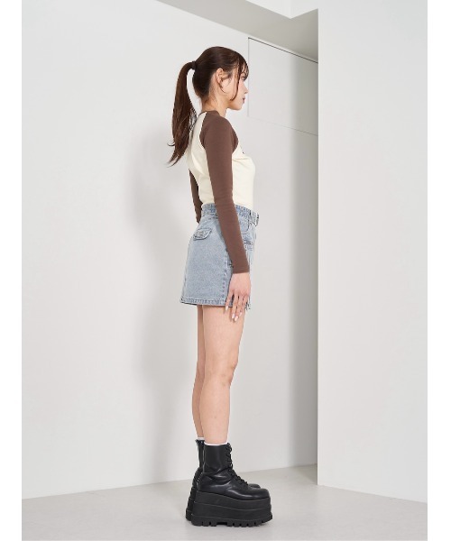 Darich（ダーリッチ）の「ラグランスリーブグラフィックロングTシャツ（Tシャツ/カットソー・レディース・ブラック/ブラウン・FREE）」の8枚目の写真