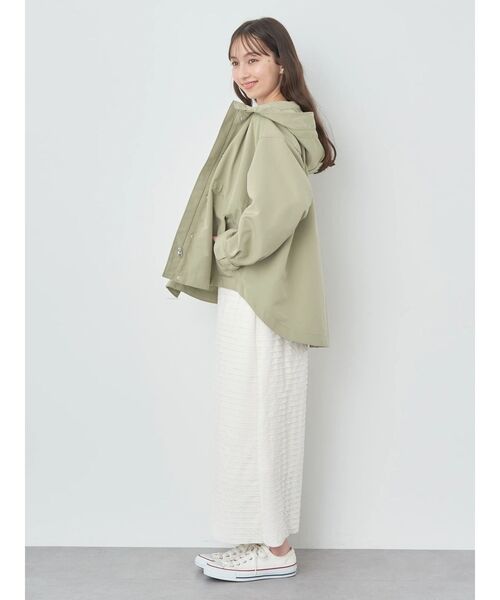 earth music&ecology(アースミュージックアンドエコロジー)の「マウンテンパーカー(マウンテンパーカー・レディース・ホワイト系その他2/カーキ/ネイビー/ベージュ・FREE)」の21枚目の写真