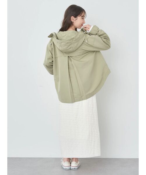 earth music&ecology(アースミュージックアンドエコロジー)の「マウンテンパーカー(マウンテンパーカー・レディース・ホワイト系その他2/カーキ/ネイビー/ベージュ・FREE)」の22枚目の写真