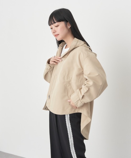 earth music&ecology(アースミュージックアンドエコロジー)の「マウンテンパーカー(マウンテンパーカー・レディース・ホワイト系その他2/カーキ/ネイビー/ベージュ・FREE)」の5枚目の写真