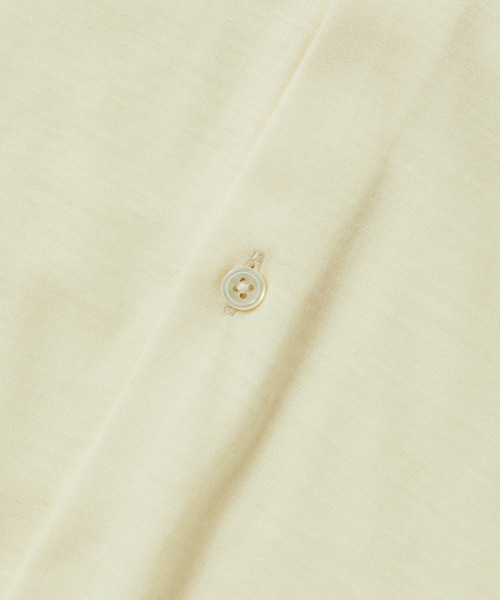 ADAM ET ROPE'（アダムエロペ）の「ウール天竺 レギュラーカラー カットシャツ / ロングシーズン着用可能（シャツ/ブラウス・メンズ・チャコールグレー/オフホワイト/ブラック・L/M）」の10枚目の写真