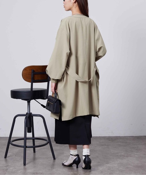 Chez toi（シェトワ）の「袖口リブ着流しコート（ノーカラージャケット・レディース・ネイビー/グレイッシュベージュ/カーキ・FREE）」の8枚目の写真