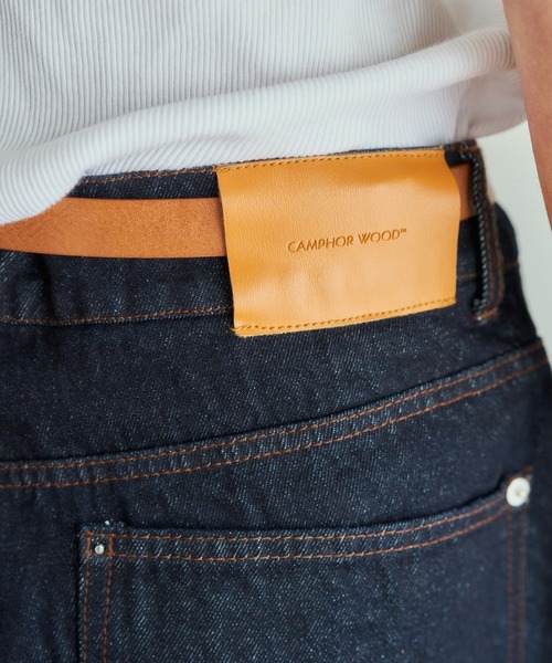 Camphor wood（カンファーウッド）の「knee tuck wide baggy denim pants / ニータックワイドバギーデニム（デニムパンツ・メンズ・ブラック/インディゴブルー・SMALL/MEDIUM/LARGE）」の13枚目の写真