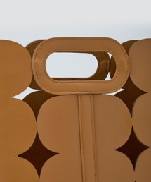 PELLICO（ペリーコ）の「ANELLI HANDLES 2 バッグ CAMEL