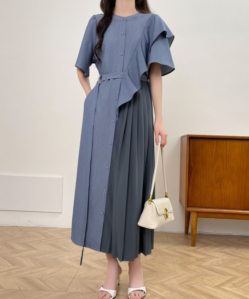 ECLIN(エクラン)の「アシメフリル異素材プリーツ切替シャツワンピース(ワンピース・レディース・ブルー/チャコールグレー/ベージュ・L/M)」の7枚目の写真