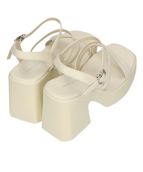 ORiental TRaffic（オリエンタルトラフィック）の「ナローストラップ厚底サンダル/41212（サンダル・レディース・ブラック/ホワイト/ブルー・M/LL/L/SS/S/3L）」の18枚目の写真