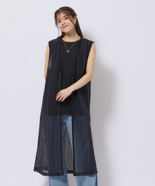 Cutie Blonde（キューティーブロンド）の「◆羽織るだけでこなれる バイカラーレース ロングジレ（ベスト・レディース・ネイビー系2/キャメル/ブラック系2・00）」の13枚目の写真