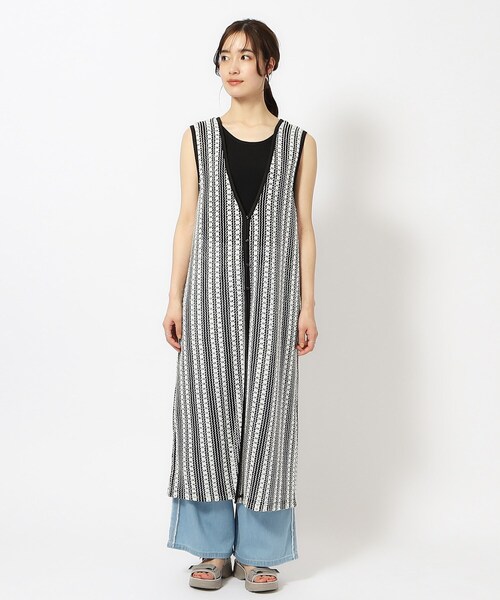 Cutie Blonde（キューティーブロンド）の「◆羽織るだけでこなれる バイカラーレース ロングジレ（ベスト・レディース・ネイビー系2/キャメル/ブラック系2・00）」の17枚目の写真