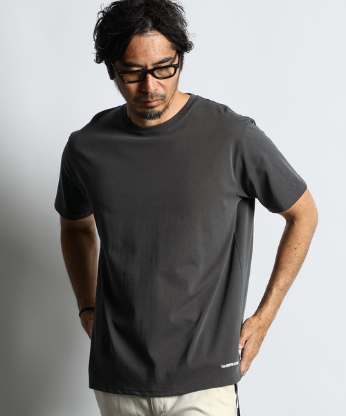 The DUFFER of ST.GEORGE（ザダファーオブセントジョージ）の「BASIC AWESOME TEE：ベーシックデザイン シンプル ワンポイントTシャツ（Tシャツ/カットソー・メンズ・グリーン/ライトピンク/ライトブルー/ブラック/ホワイト/チャコールグレー・X-LARGE/LARGE/MEDIUM/SMALL）」の4枚目の写真