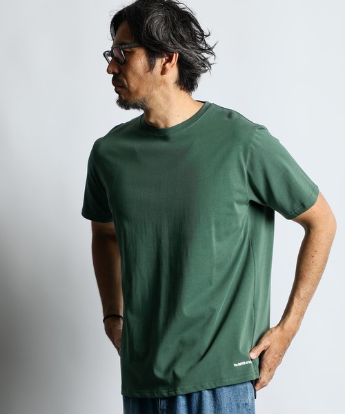 The DUFFER of ST.GEORGE（ザダファーオブセントジョージ）の「BASIC AWESOME TEE：ベーシックデザイン シンプル ワンポイントTシャツ（Tシャツ/カットソー・メンズ・グリーン/ライトピンク/ライトブルー/ブラック/ホワイト/チャコールグレー・X-LARGE/LARGE/MEDIUM/SMALL）」の5枚目の写真