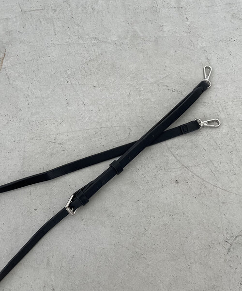 CAPRICIEUX LE'MAGE（カプリシューレマージュ）の「ワイドボックスバッグ（ショルダーバッグ・レディース・シルバー/ブラック/グレイッシュベージュ・FREE）」の8枚目の写真