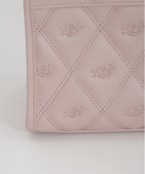 axes femme（アクシーズファム）の「薔薇モチーフキルトバッグ（ショルダーバッグ・レディース・ブラック/ピンク/キナリ・FREE）」の10枚目の写真