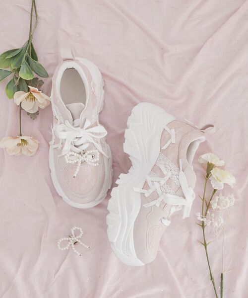 MAJESTIC LEGON(マジェスティックレゴン)の「2WAYデコリボンスニーカー(スニーカー・レディース・グレー/オフホワイト/ホワイト系その他/ピンク系その他2/ブラック系その他/ベージュ/ブラウン・SMALL/MEDIUM/LARGE/X-LARGE)」の19枚目の写真