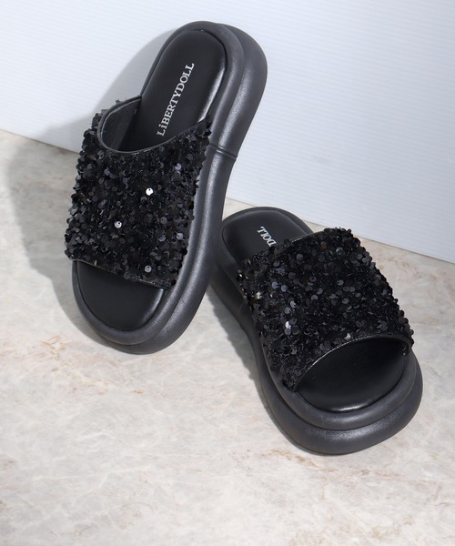 LibertyDoll（リバティードール）の「スパンコール 厚底 スライドサンダル（サンダル・レディース・シルバー/ブラック系1/ブラック系2/ブラック系3/ホワイト系1/ホワイト系2/グレー系1・LL/S/M/L）」の10枚目の写真