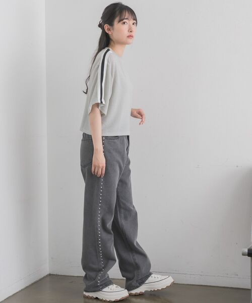 RETRO GIRL(レトロガール)の「スタッズデニムPT(デニムパンツ・レディース・ブルー/ブラック・FREE)」の4枚目の写真