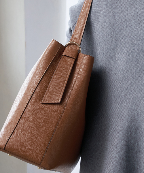 IENA（イエナ）の「《追加2》GIANNI NOTARO/ジャンニ ノターロ ワン