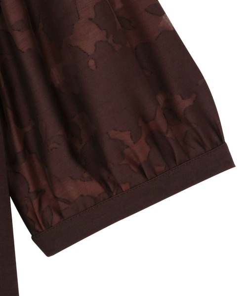 TOKYO SHIRTS(トウキョウシャツ)の「接触冷感 袖シアーT半袖ブラウス(シャツ/ブラウス・レディース・モカ/オフホワイト/ブラック・L/LL/M)」の10枚目の写真