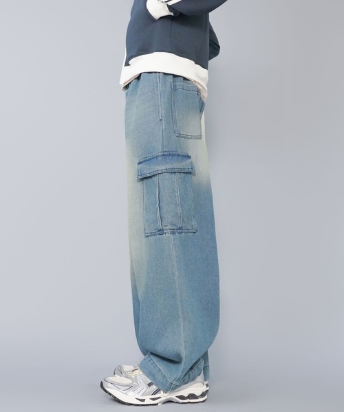 SPINNS(スピンズ)の「ヴィンテージ加工デニムカーゴワイドパンツ/ユニセックス(デニムパンツ・メンズ・ブラック系その他/ブルー系その他/サックスブルー系・L/M/S)」の22枚目の写真