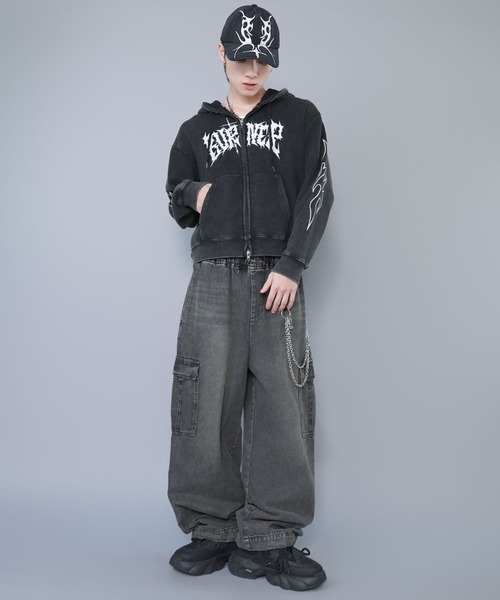 SPINNS(スピンズ)の「ヴィンテージ加工デニムカーゴワイドパンツ/ユニセックス(デニムパンツ・メンズ・ブラック系その他/ブルー系その他/サックスブルー系・L/M/S)」の10枚目の写真
