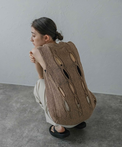 MINERTE（ミネルテ）の「【MINERTE】hole knit vest / 穴あきV