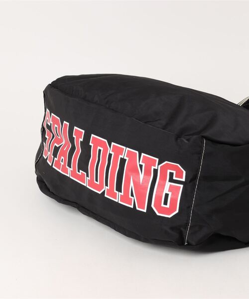 JUGLANS(ユグランス)の「【SPALDING】COLLEGE SHOULDER BAG / スポルディング 底面ロゴプリント ショルダーバッグ(ショルダーバッグ・メンズ・ブラック/ネイビー/ワイン・FREE)」の5枚目の写真