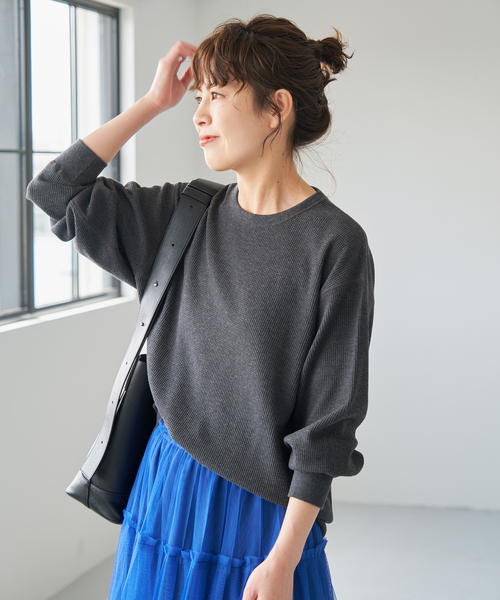 Spick & Span(スピックアンドスパン)の「LOT/SMPL-010 REGULAR LS(Tシャツ/カットソー・レディース・ホワイト/チャコールグレー/ライトグレー・FREE)」の11枚目の写真