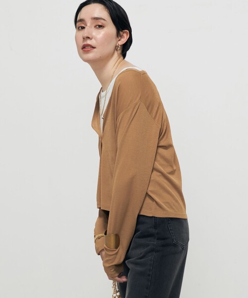 Rie Miller(リエミラー)の「Vネックカーディガン+前後2WAYタンクトップ(カーディガン/ボレロ・レディース・ピンク/キャメル/ブラック・38)」の12枚目の写真