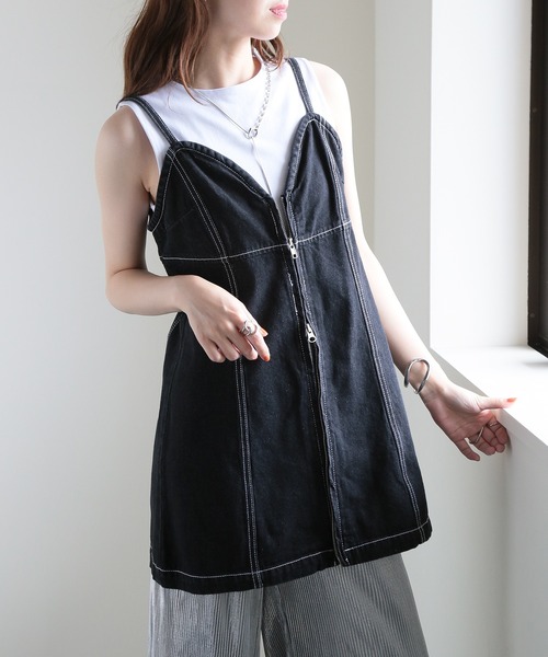 MAISON BREEZE（メゾンブリーズ）の「【MAISON BREEZE】加工デニム フロントジップビスチェ 223-701-3215 DTK（ベスト・レディース・インディゴブルー/ブラック/ブルー/グレー・FREE）」の6枚目の写真