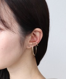 Three Four Time（スリーフォータイム）の「ダブルフープイヤカフ（イヤーカフ）」