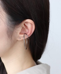 Three Four Time（スリーフォータイム）の「ダブルフープイヤカフ（イヤーカフ）」