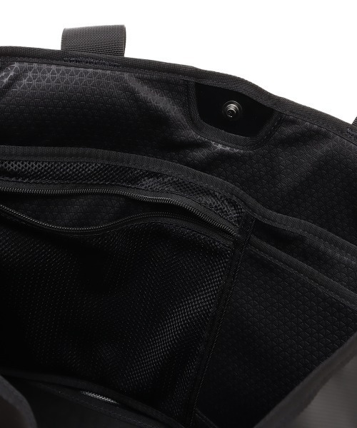 THE NORTH FACE（ザノースフェイス）の「THE NORTH FACE BC Standard Tote / ザ・ノース・フェイス BC スタンダード トート（トートバッグ・メンズ・ブラック・FREE）」の7枚目の写真