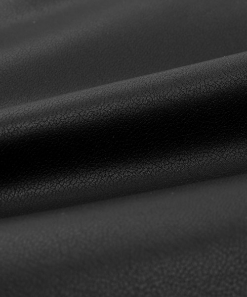 JNBY(ジェーエヌビーワイ)の「Padded Chain Shoulder Big Bag / ショルダーバッグ(ショルダーバッグ・レディース・ブラック・ONE SIZE)」の10枚目の写真