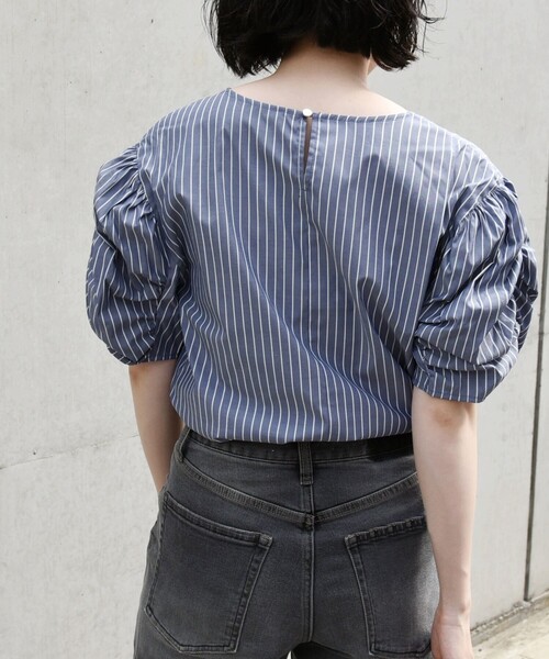 quaranciel(カランシエル)の「quaranciel:〈手洗い可能〉ギャザー ハーフスリーブ ストライプ ブラウス(シャツ/ブラウス・レディース・ブルー/ライトブルー・ONE SIZE)」の18枚目の写真