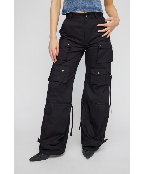 LAGUA GEM(ラグアジェム)の「POCKET DESIGN カーゴパンツ(カーゴパンツ・レディース・ブラック/ライトベージュ/ブラウン・X-SMALL/SMALL/MEDIUM)」の2枚目の写真