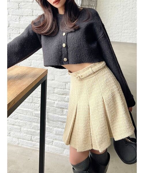 RESEXXY（リゼクシー）の「ゴールドボタンニットカーディガン（カーディガン/ボレロ・レディース・チャコールグレー/ホワイト/レッド・FREE）」の3枚目の写真