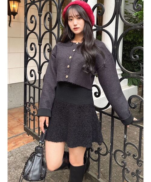 RESEXXY（リゼクシー）の「ゴールドボタンニットカーディガン（カーディガン/ボレロ・レディース・チャコールグレー/ホワイト/レッド・FREE）」の11枚目の写真