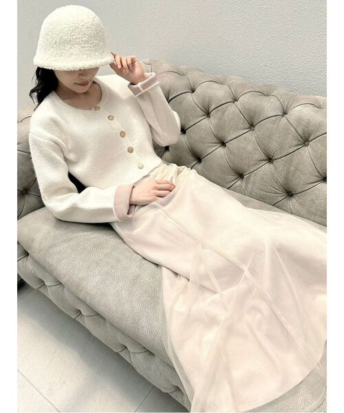 RESEXXY（リゼクシー）の「ゴールドボタンニットカーディガン（カーディガン/ボレロ・レディース・チャコールグレー/ホワイト/レッド・FREE）」の16枚目の写真