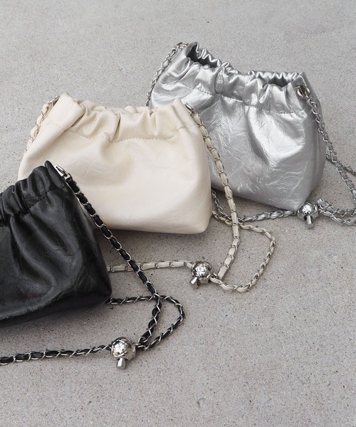 minia(ミニア)の「チェーンミニショルダー(ショルダーバッグ・レディース・ブラック/アイボリー/シルバー・FREE)」の3枚目の写真