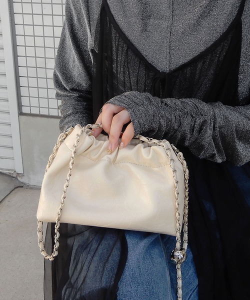 minia(ミニア)の「チェーンミニショルダー(ショルダーバッグ・レディース・ブラック/アイボリー/シルバー・FREE)」の2枚目の写真